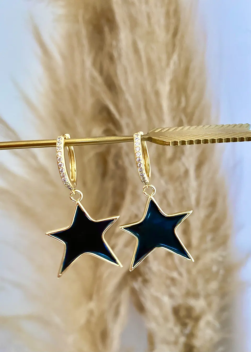Aros Estrella Black argolla circones gold  3