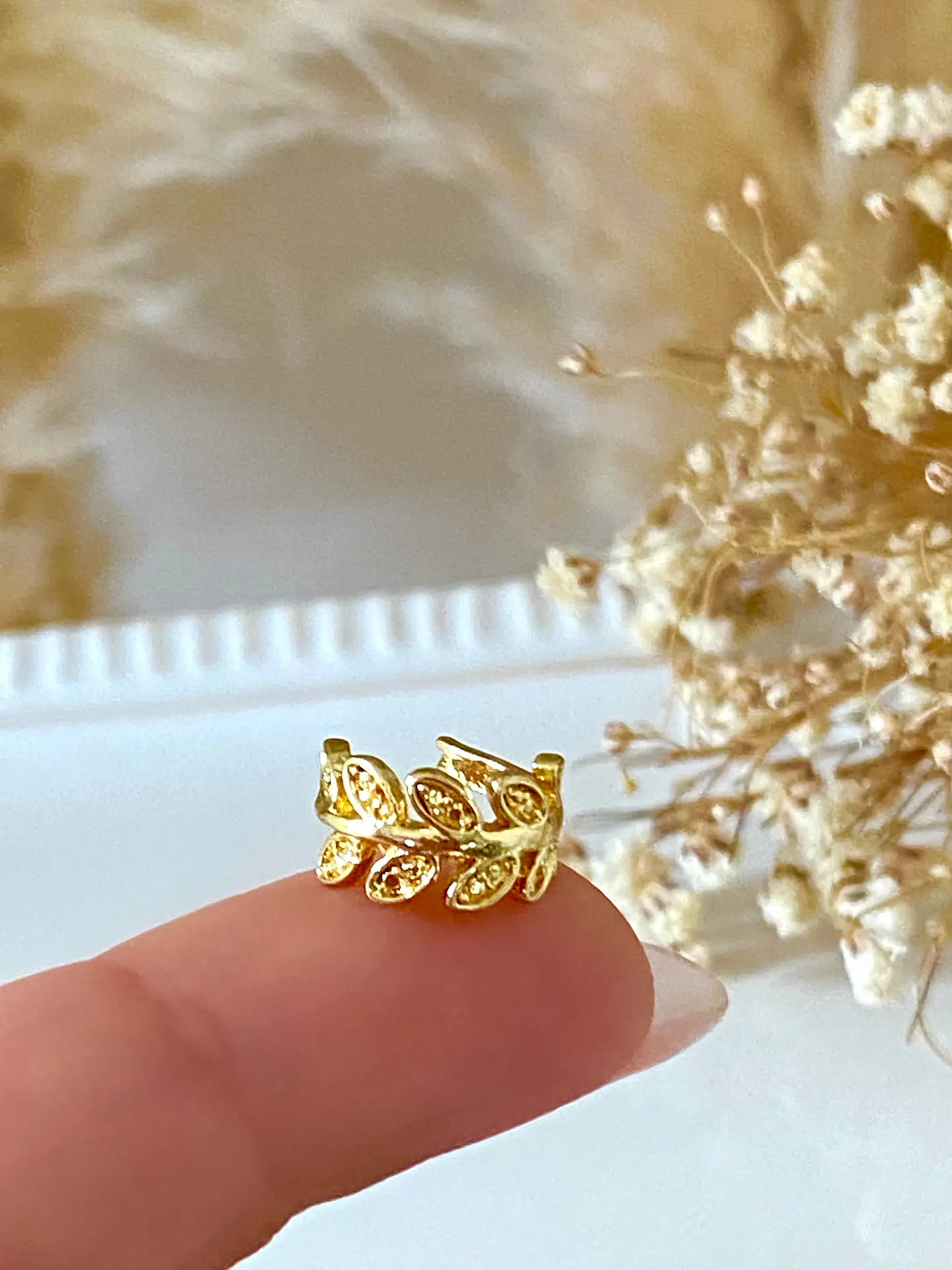 1 Aro Ear Cuff Modelo Laurel gold 2