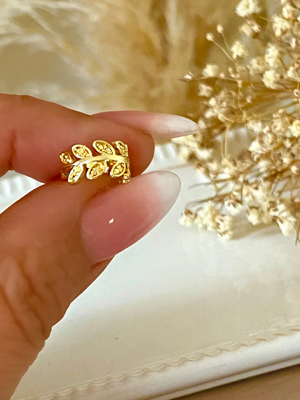 1 Aro Ear Cuff Modelo Laurel gold 1