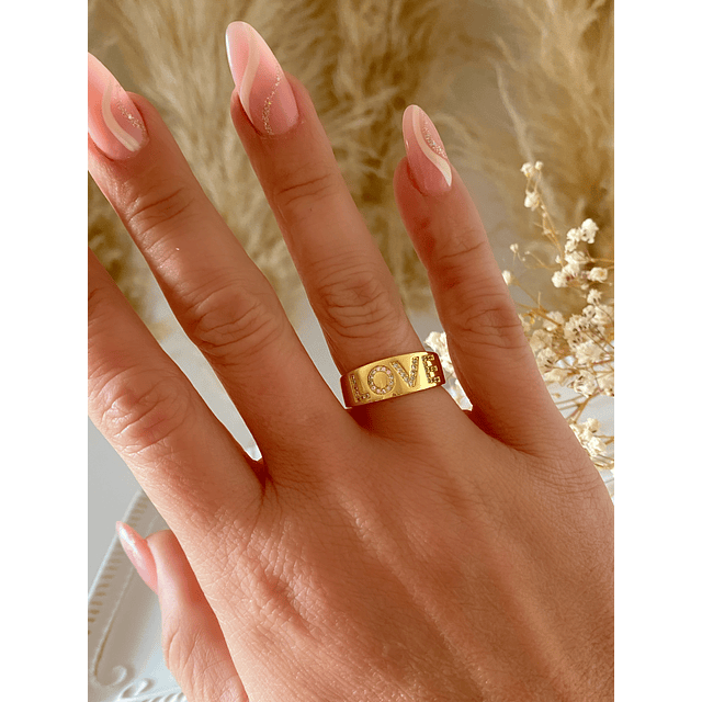 Anillo LOVE Circones gold 