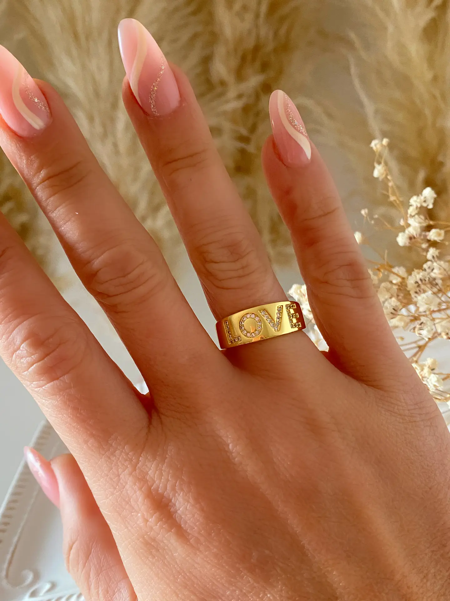 Anillo LOVE Circones gold  1