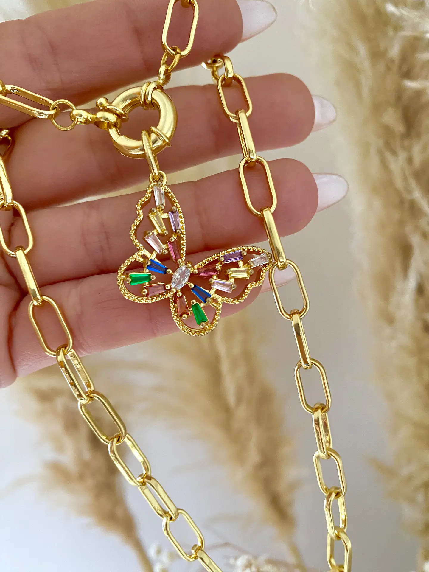 Collar Mariposa Cristales gold 1