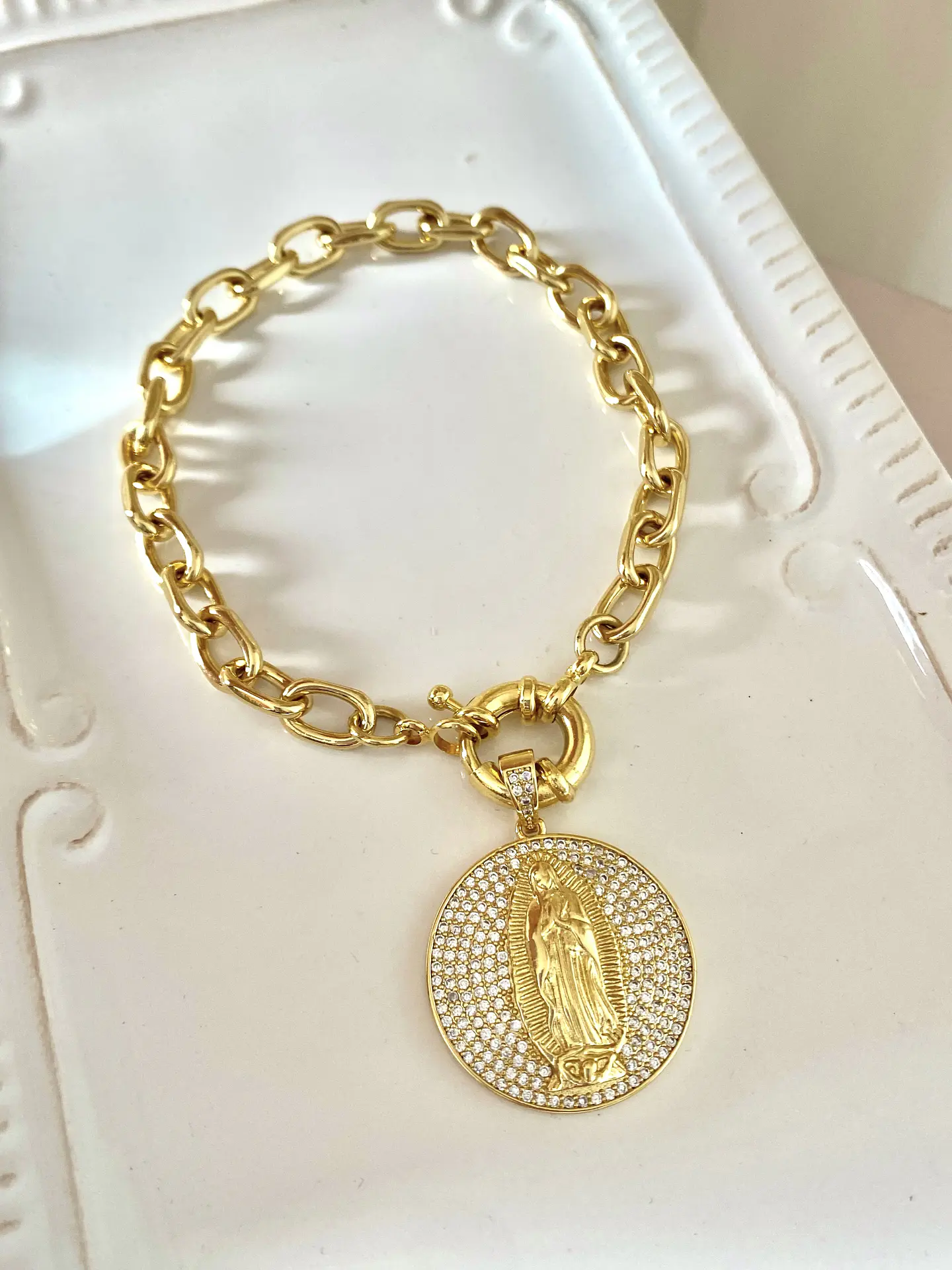 Pulsera Medallón Virgen circones  1
