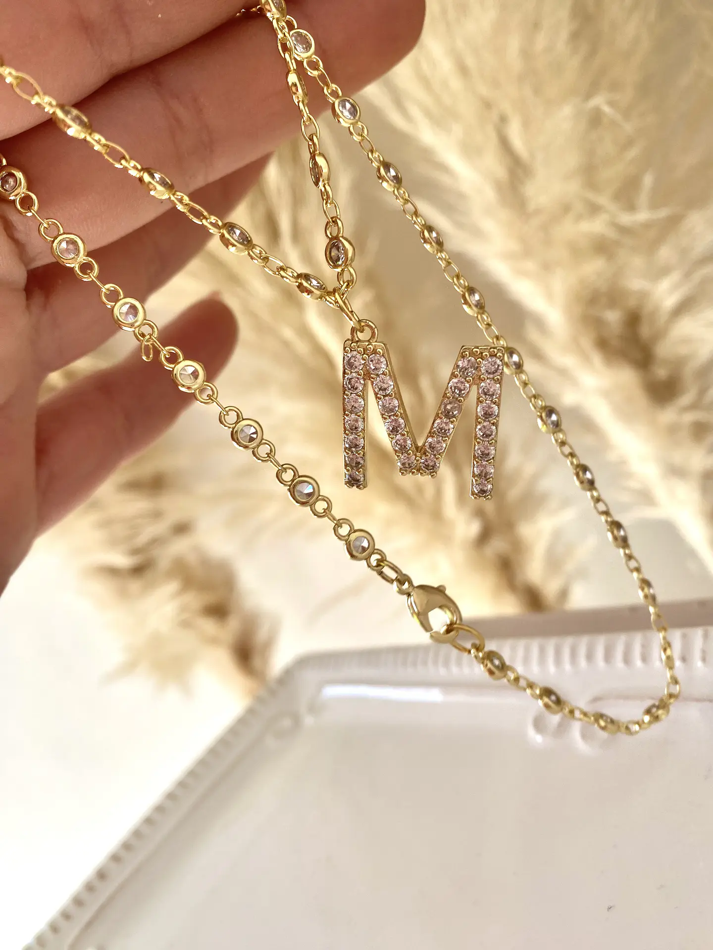 Collar inicial M circones Cadena circon  2