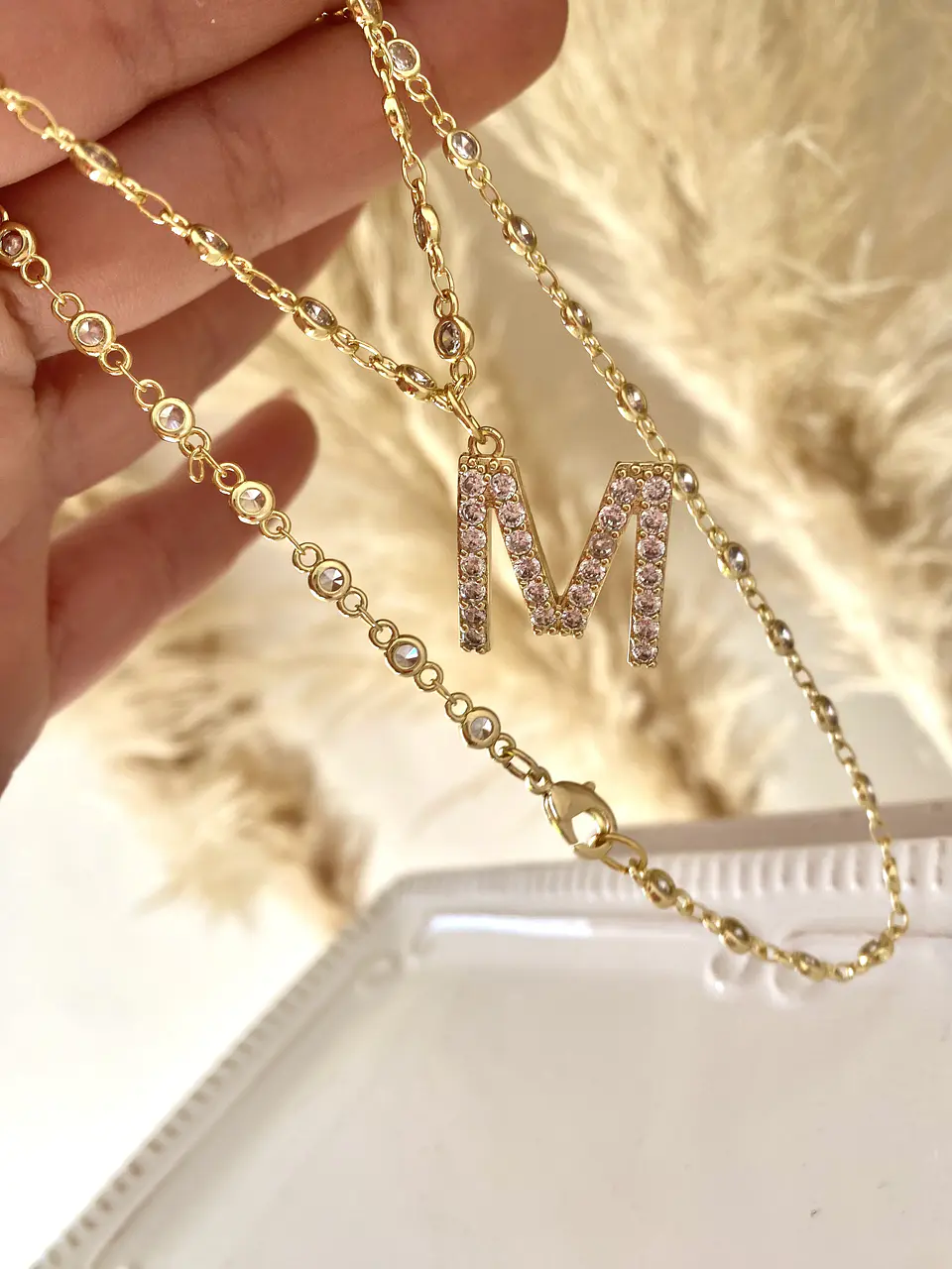 Collar inicial M circones Cadena circon  2