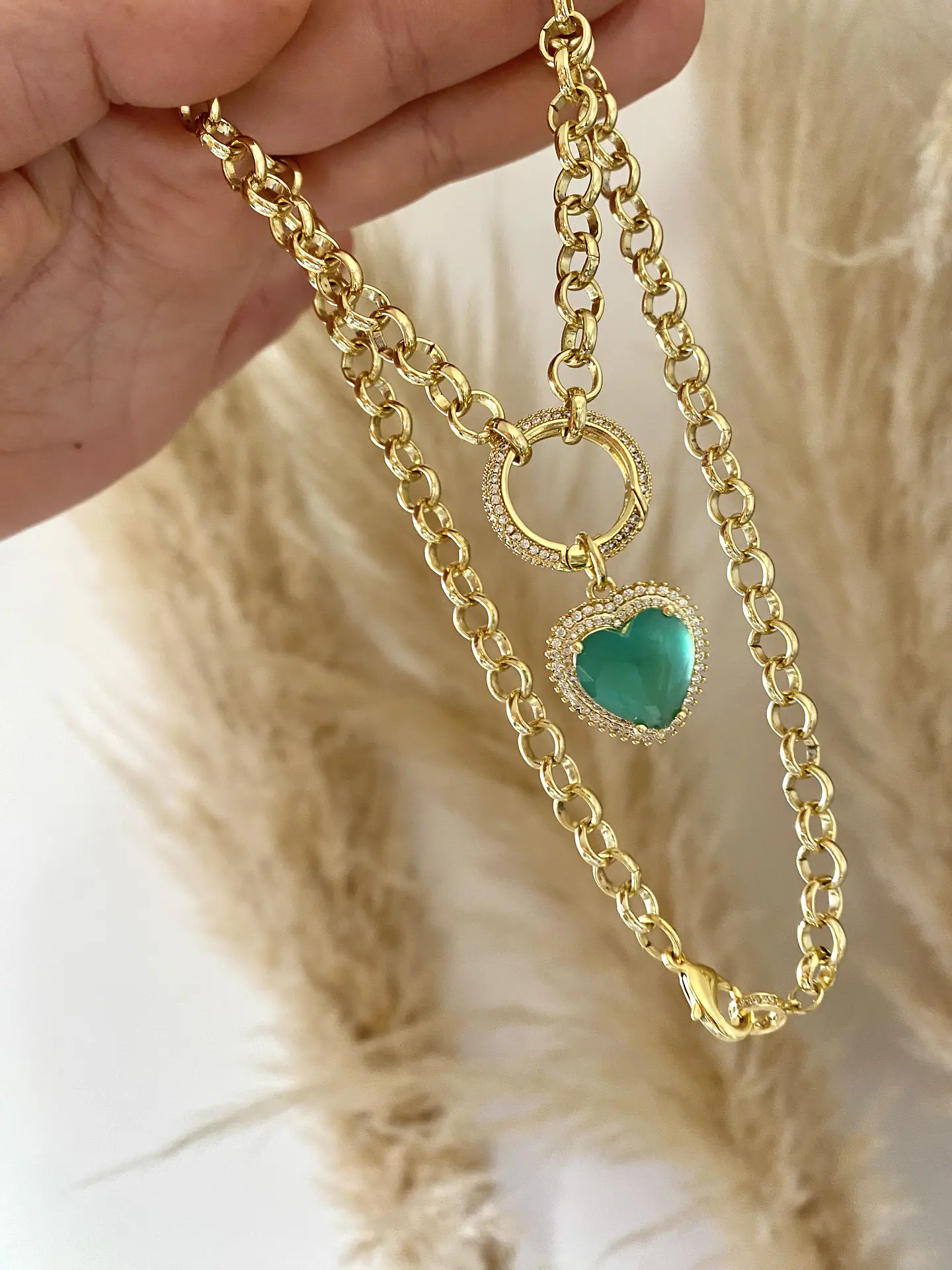  Collar Corazón color Esmeralda  eslabones redondos gold 2