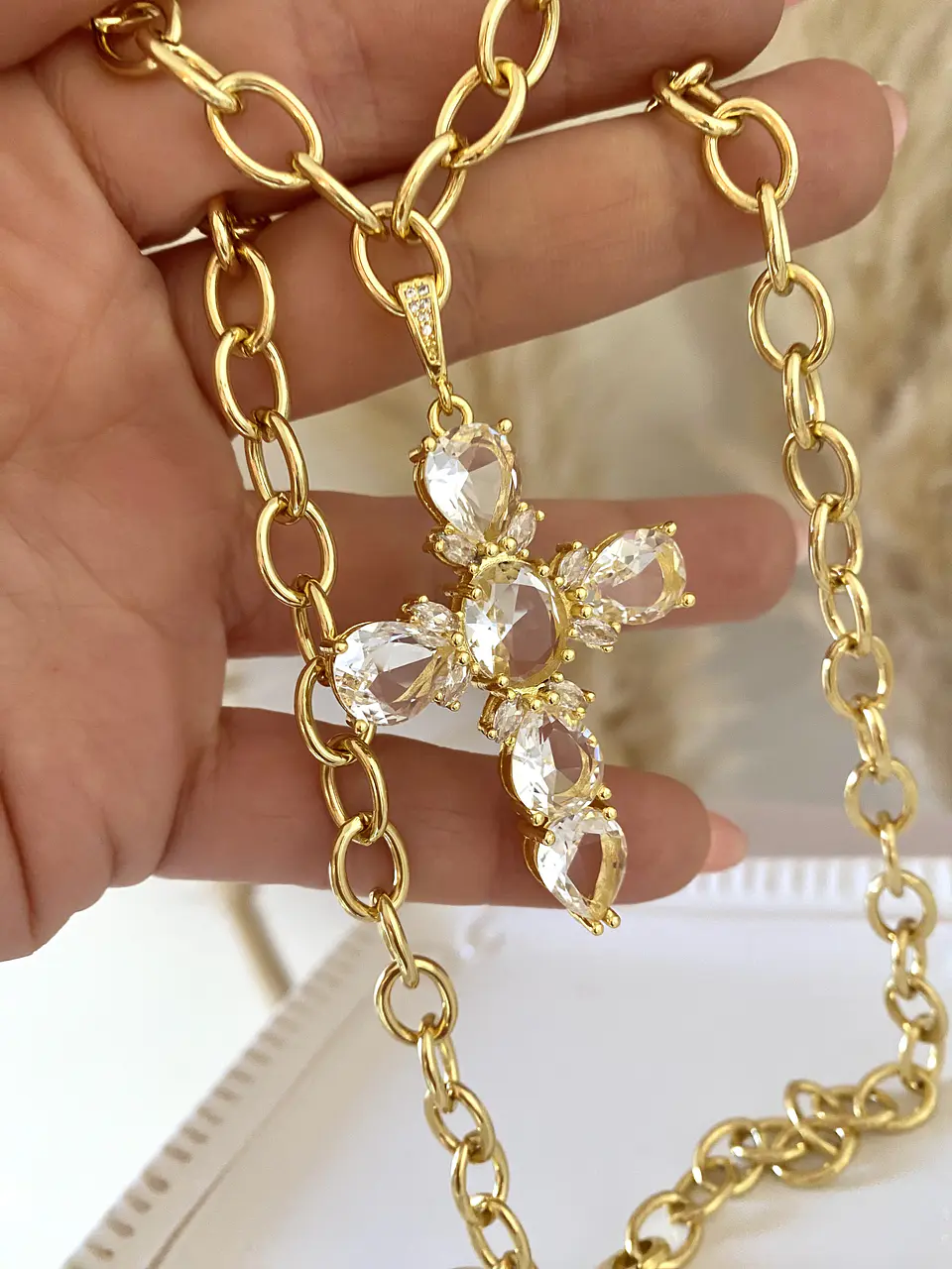 Collar Maxi cruz Cristal Eslabones gold 2