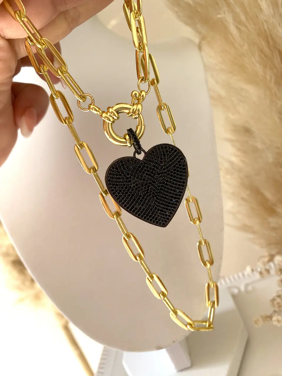  Collar Corazon Black circones maxi eslabones aplanados   1