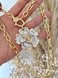 Collar Maxi Camelia Nácar broche Luxury Circones  - Miniatura 1