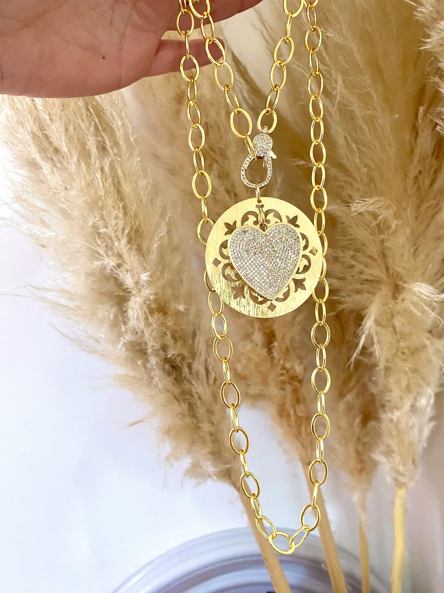 Collar Maxi Medallón Mandala con Corazón circones gold 2
