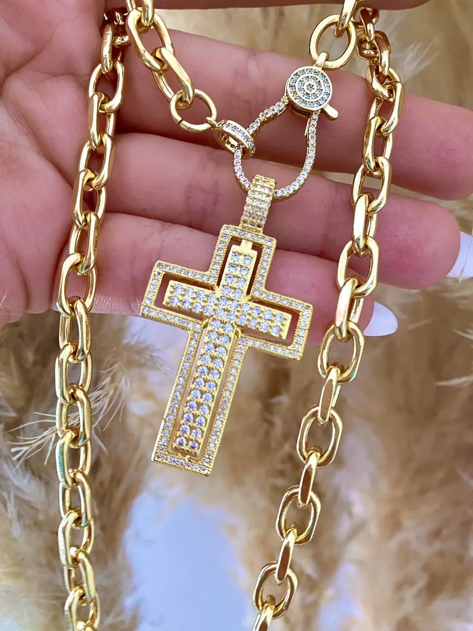 Collar Maxi Cruz Circones Gold 4