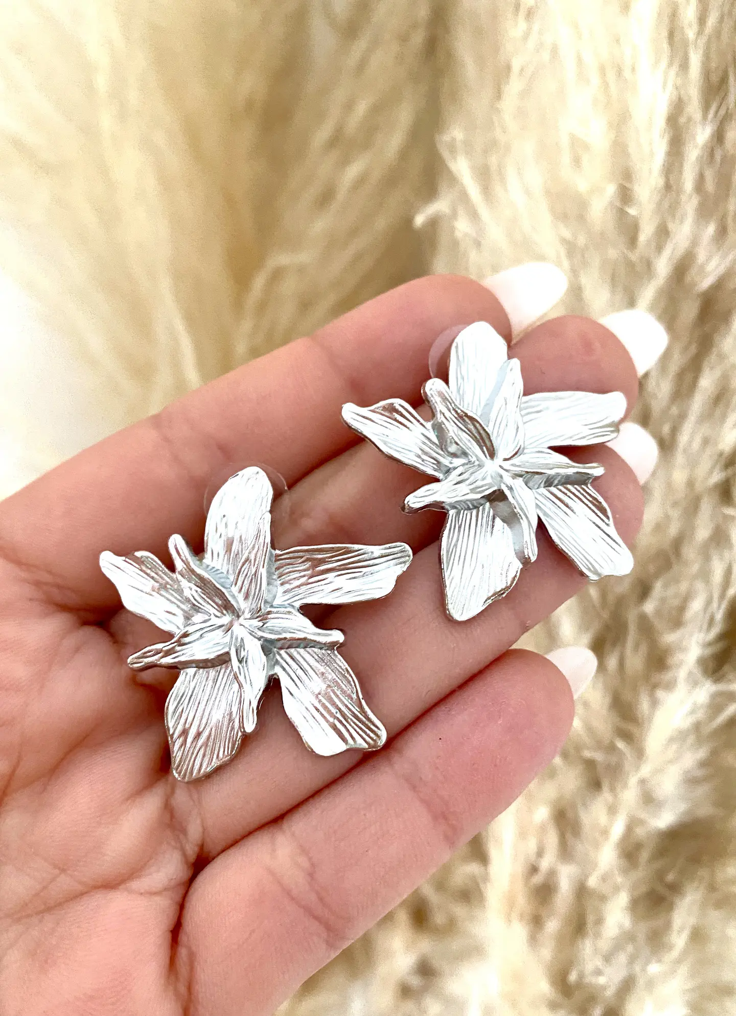 Aros Magnolia Silver 1