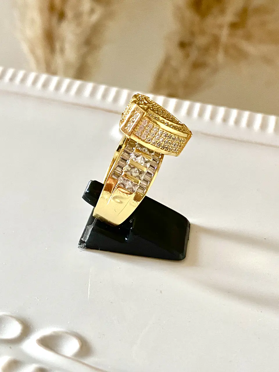 Anillo Luxury Corazon Circones Gold  talla 9 4
