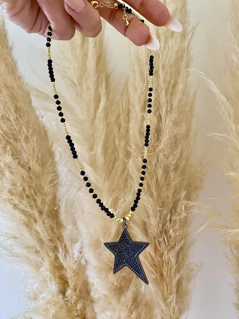 Collar Estrella Black Circones piedras facetadas 7