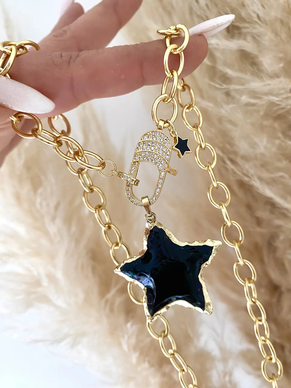 Collar Maxi Estrella Obsidiana Black broche luxury  1