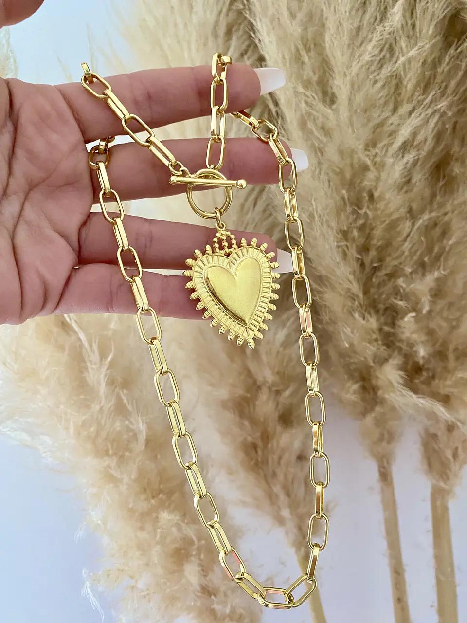 Collar Maxi Corazón Sagrado Gold  5