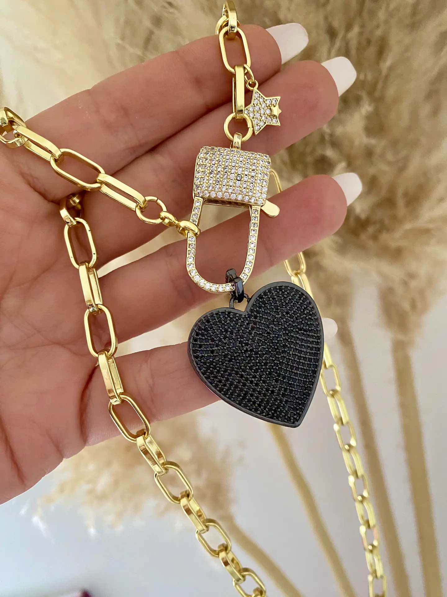 Collar Maxi Corazón  Black Broche Candado Luxury 1