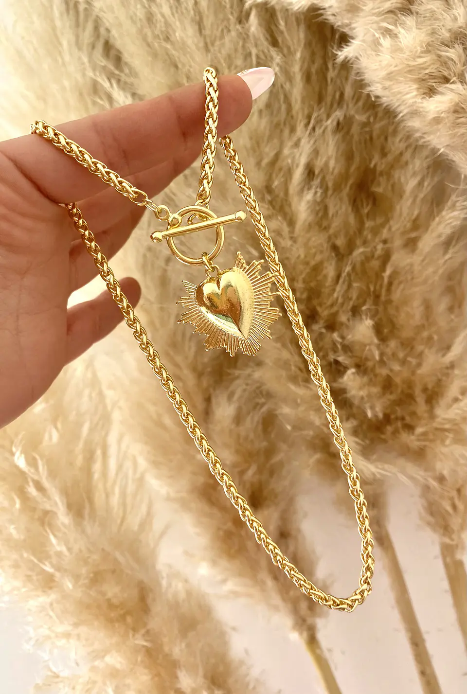 Collar  Corazón Sagrado Gold  6