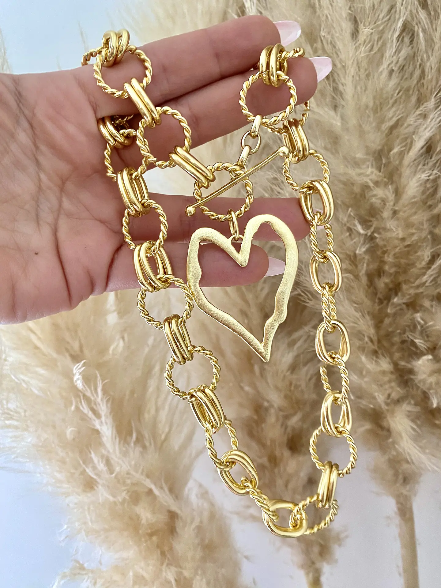 Collar XL Corazon Silueta Maxi Cadenón Gold  2
