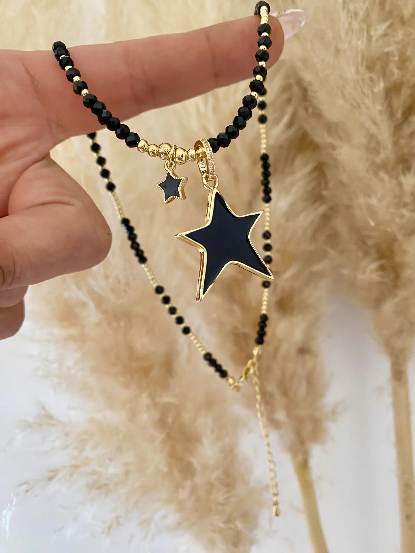 Collar Estrellas Black piedras facetadas  1