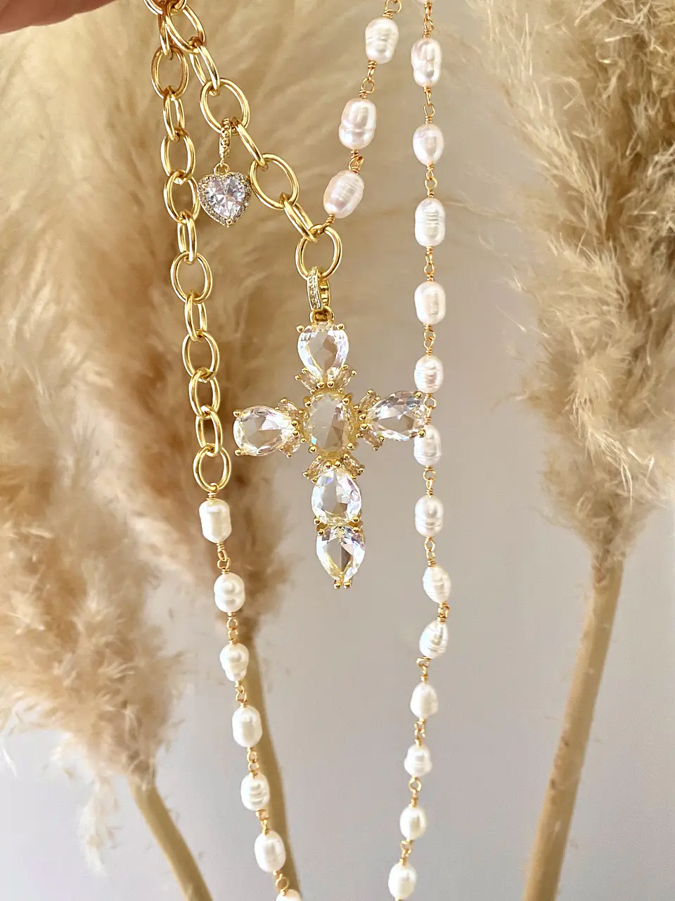 Collar XL  Maxi Cruz Cristal Perlas 5