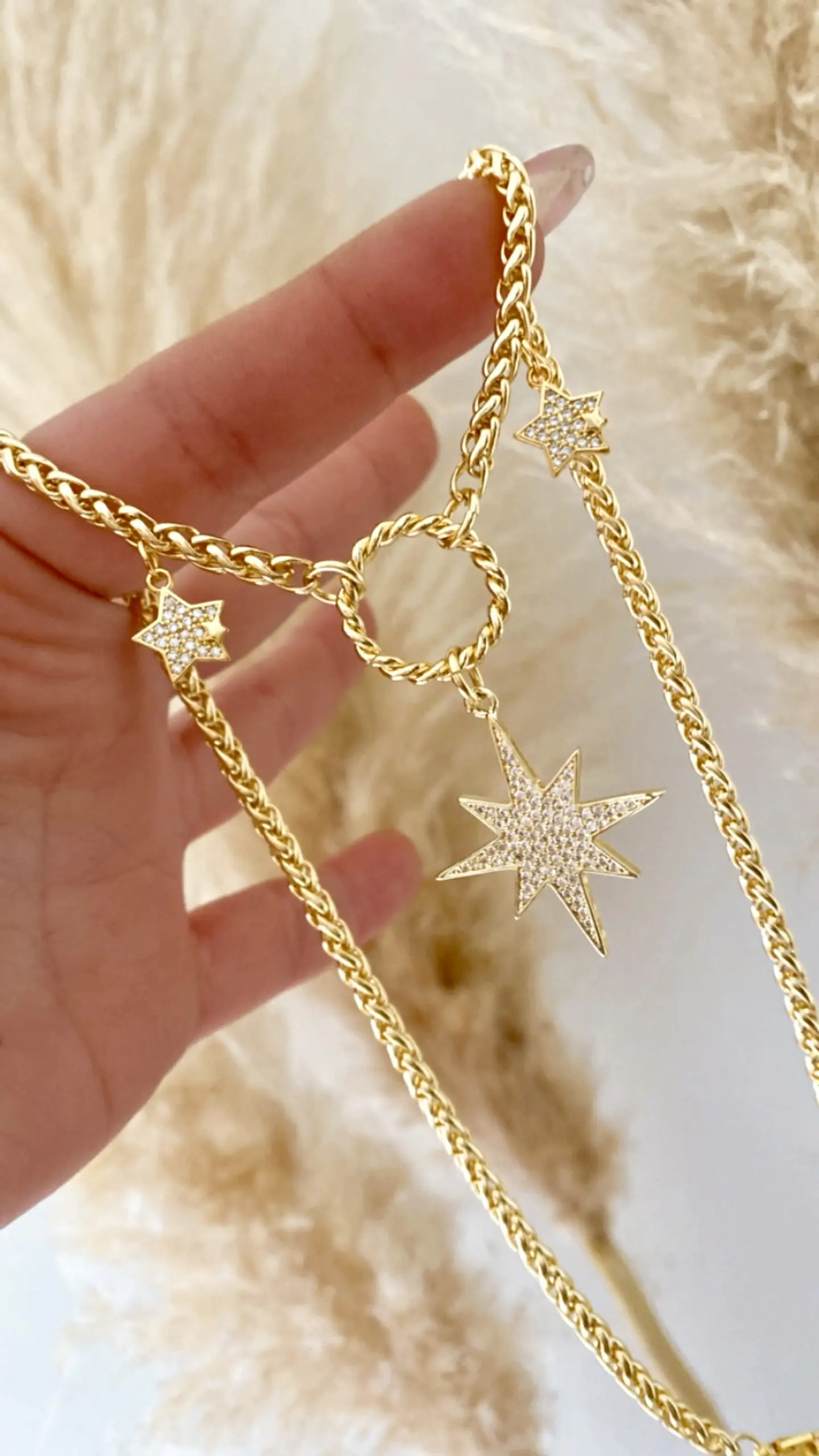 Collar Estrella Guía Circones y estrellitas laterales 3