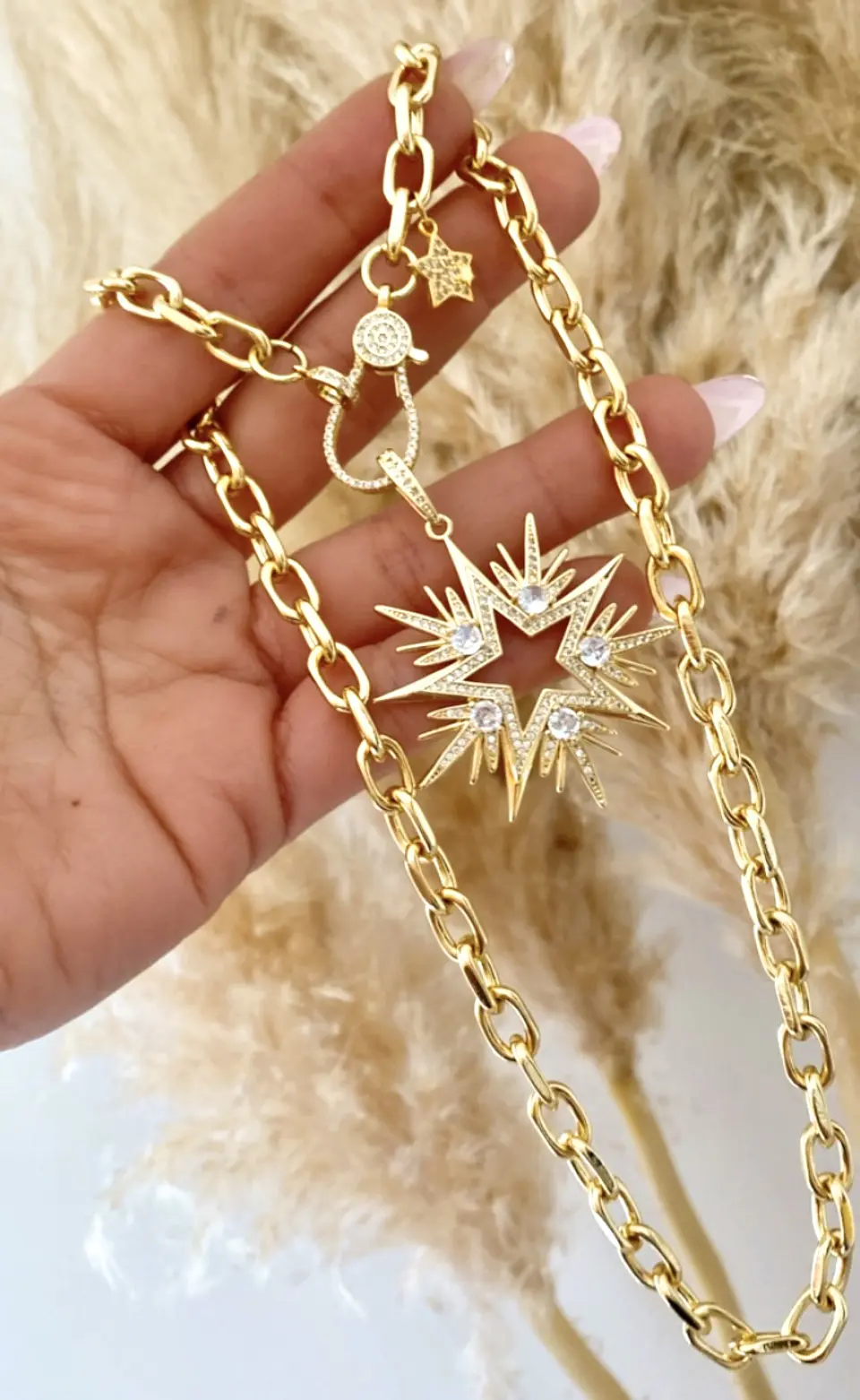 Collar Maxi Estrella 10 puntas Circones y broche luxury 1