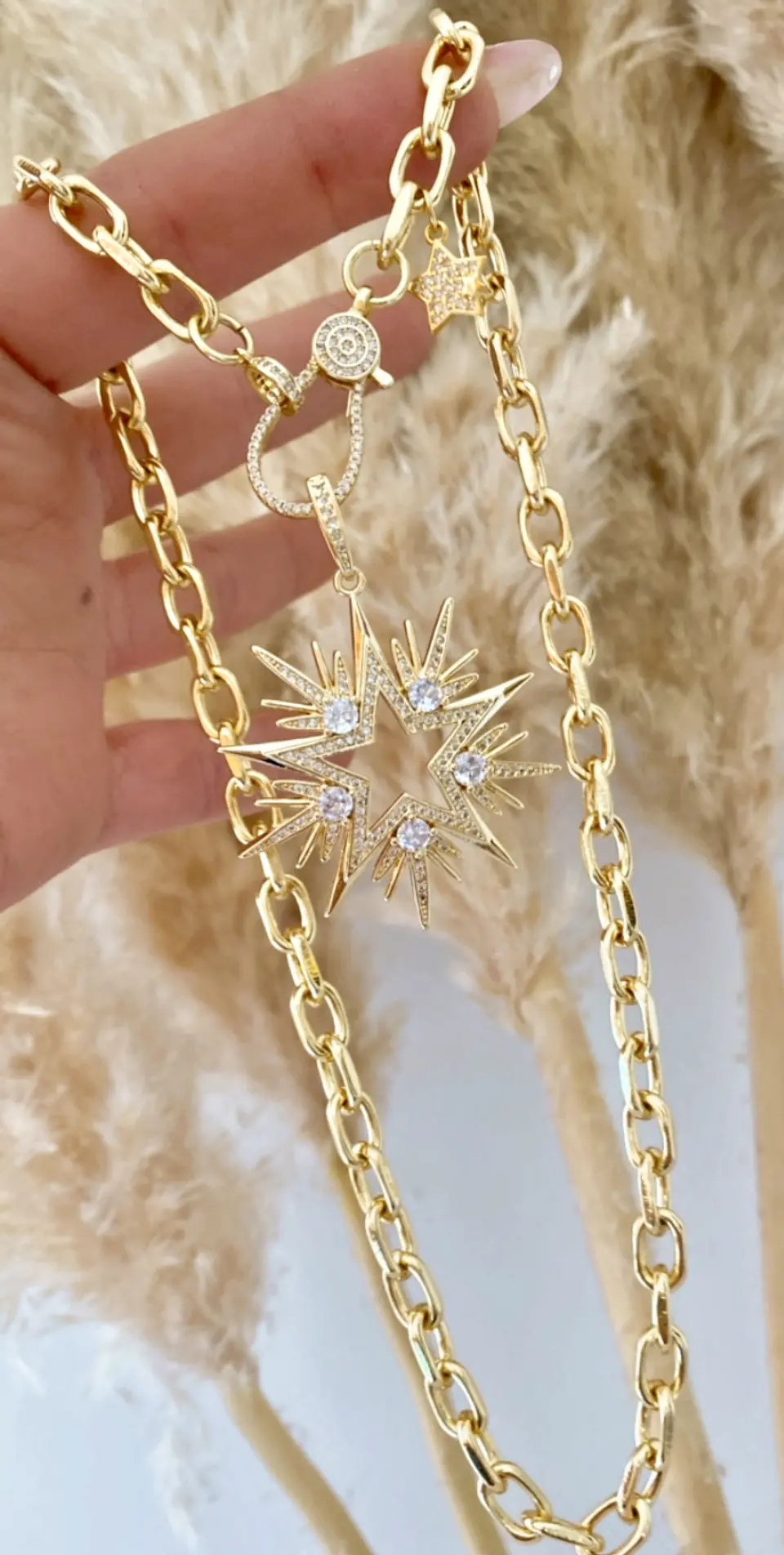Collar Maxi Estrella 10 puntas Circones y broche luxury 3