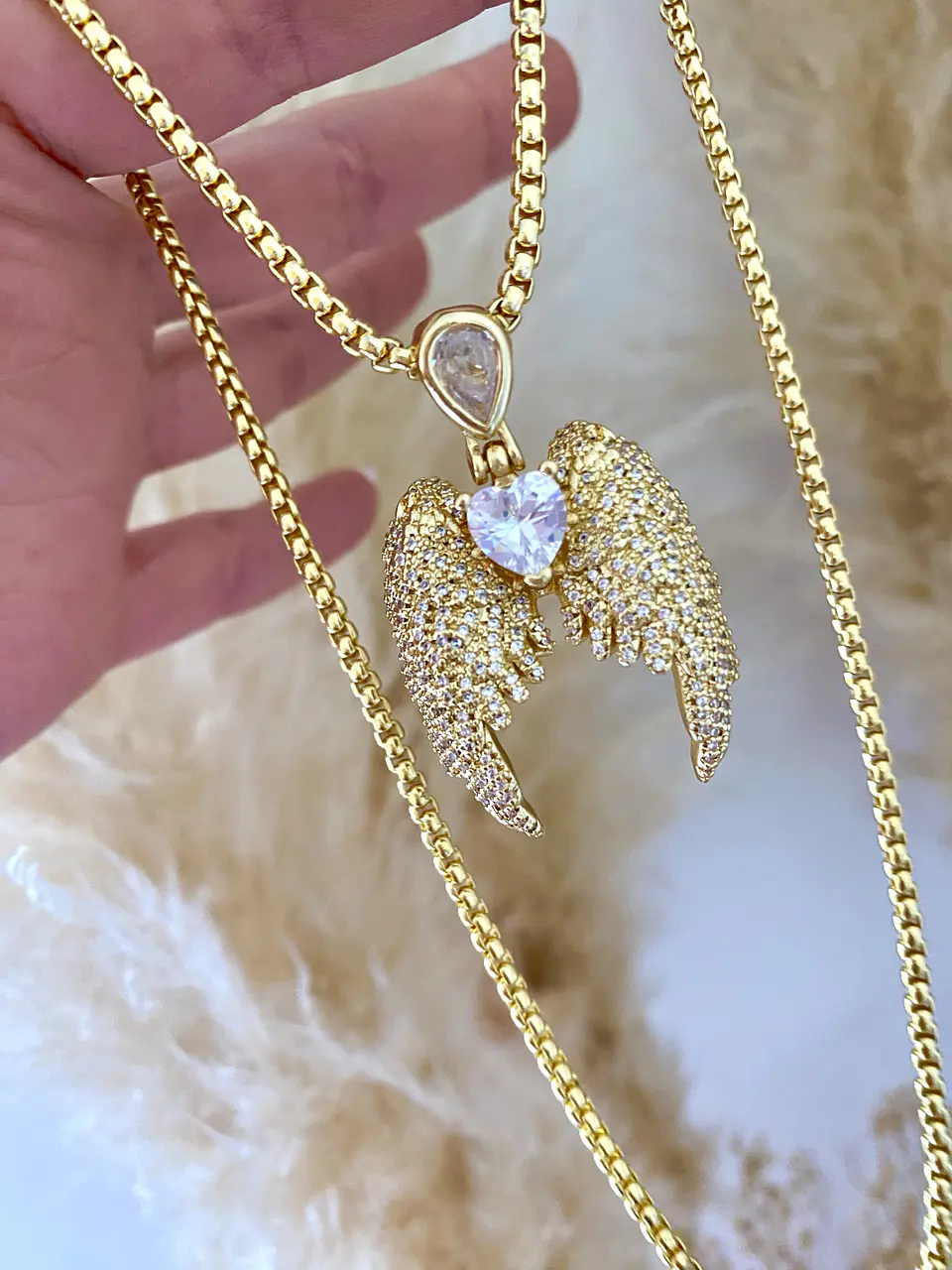 Collar Maxi Alas Ángel corazón cristal gold  1