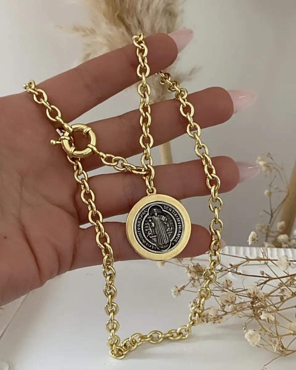 Collar Medalla San Benito 3