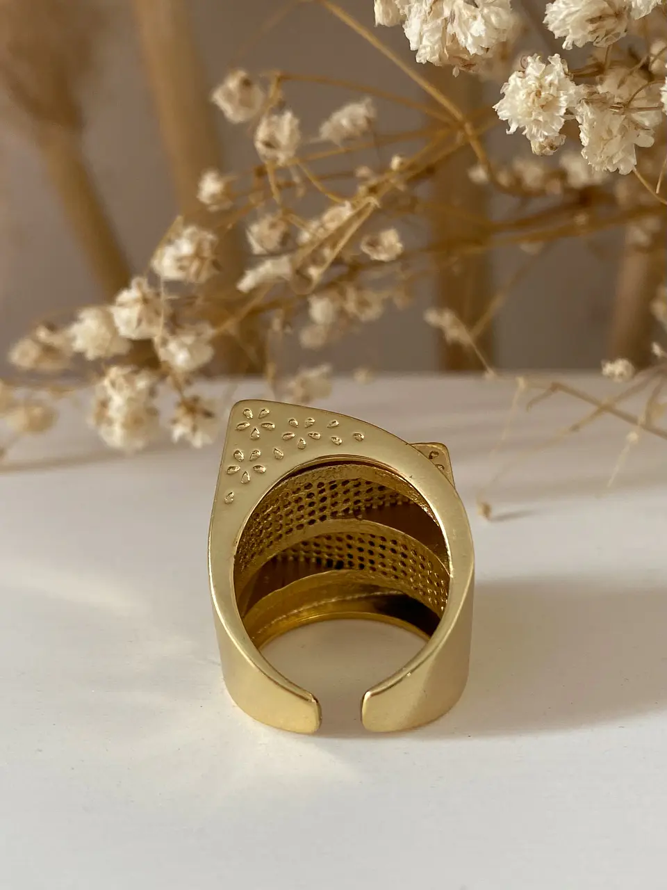 Anillo entrelazado Black Circones 4