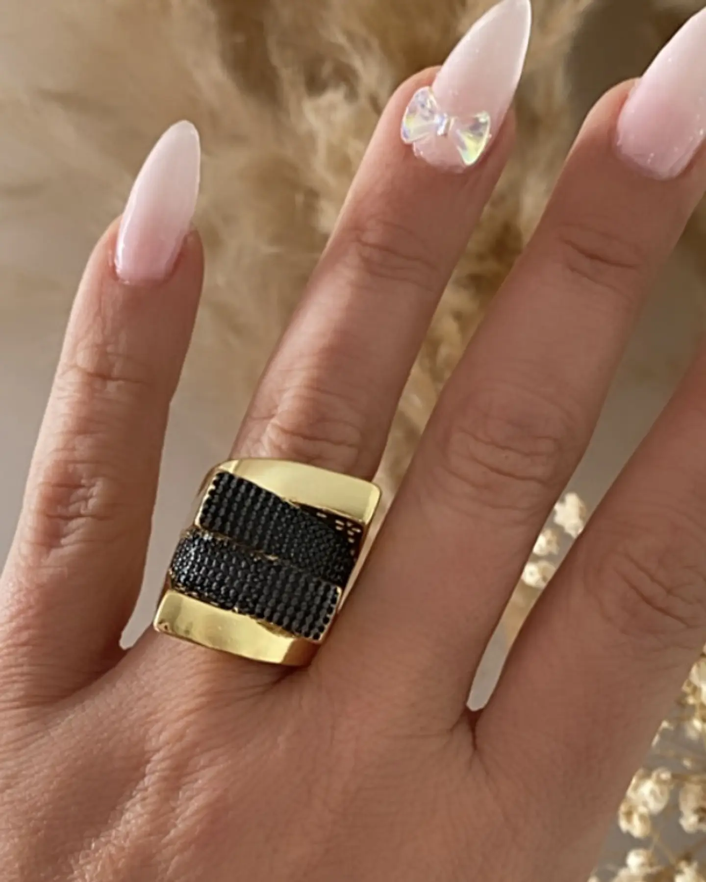 Anillo entrelazado Black Circones 1