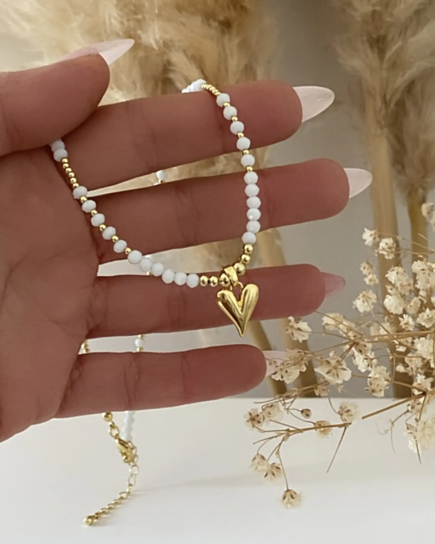 Collar Mini Corazón Gold englobado Stiletto  1