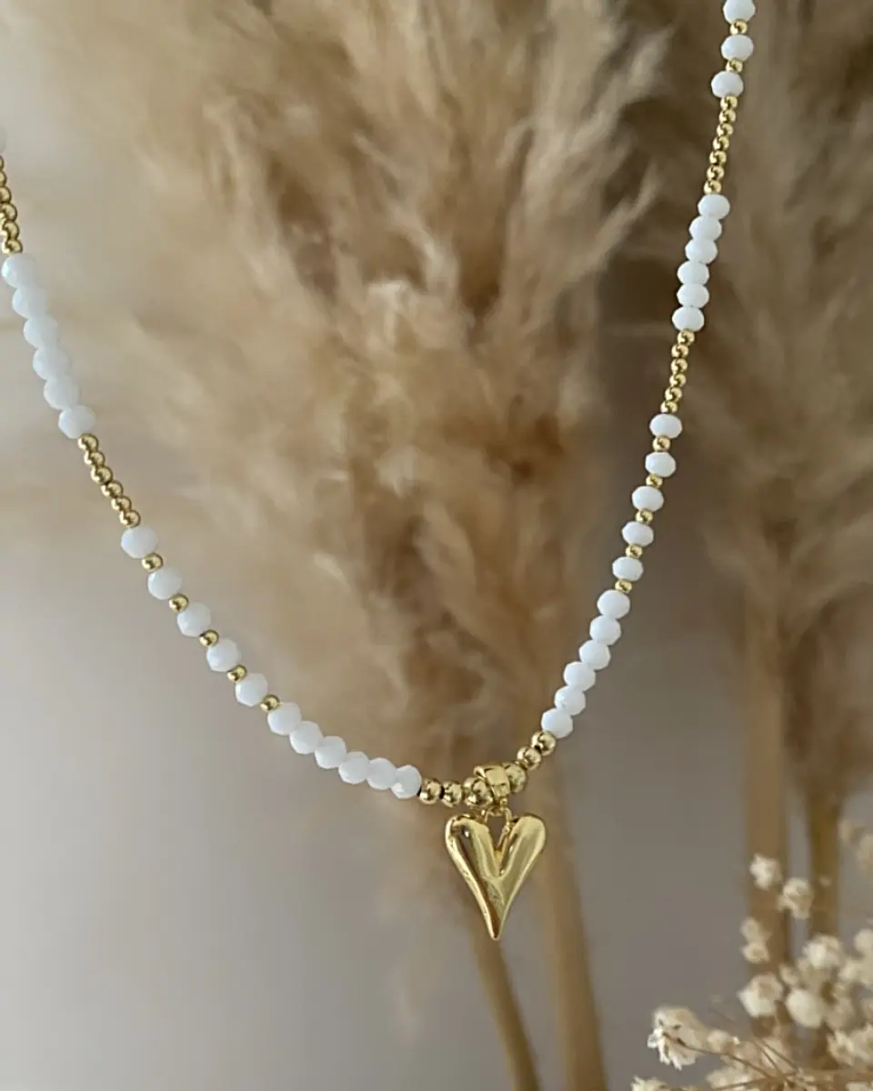 Collar Mini Corazón Gold englobado Stiletto  3