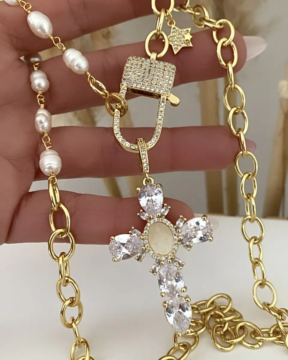 Collar XL Maxi Cruz Cristal Perlas Broche Candado 2