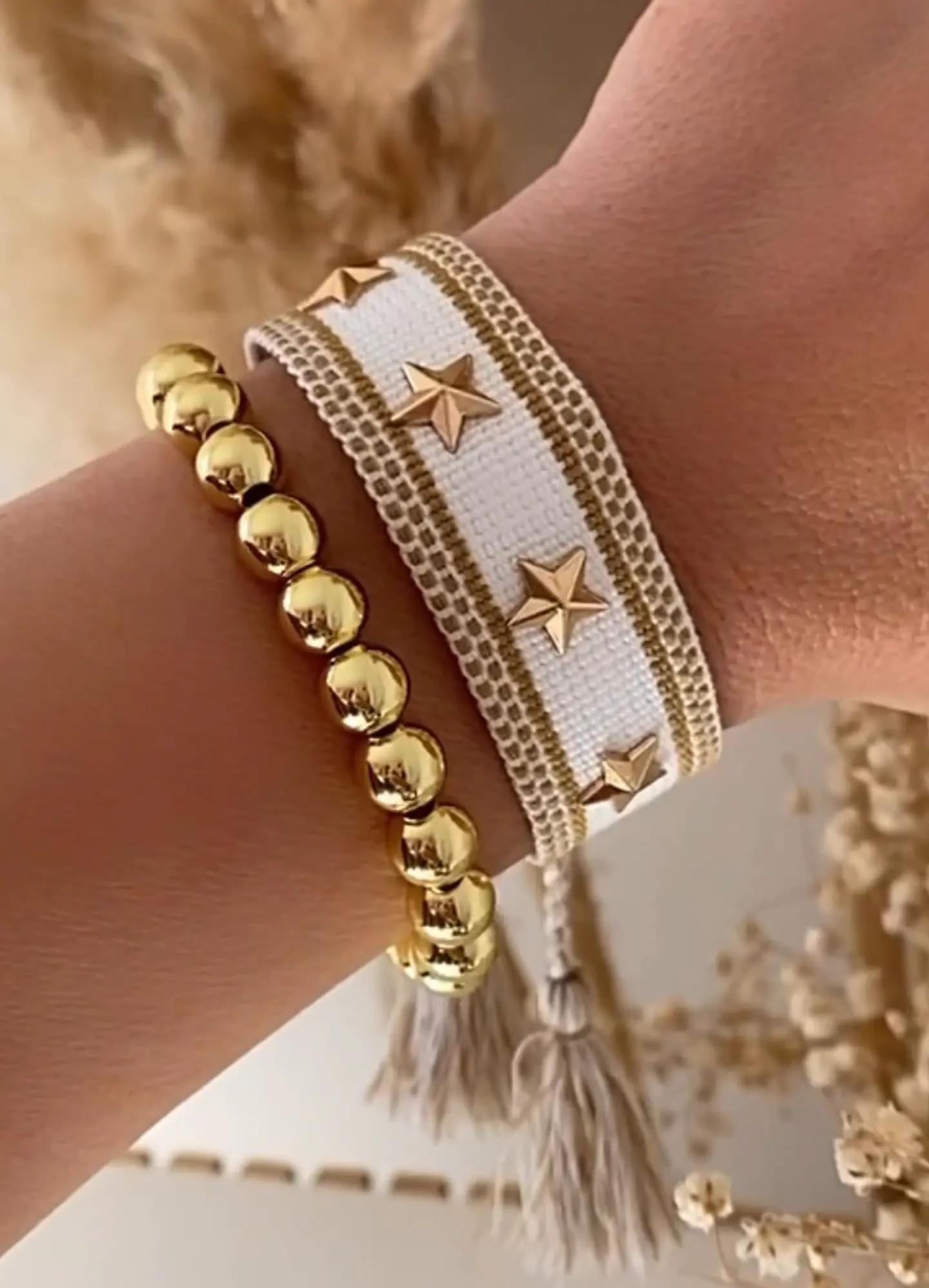 Pulsera Tejida Estrellas  1
