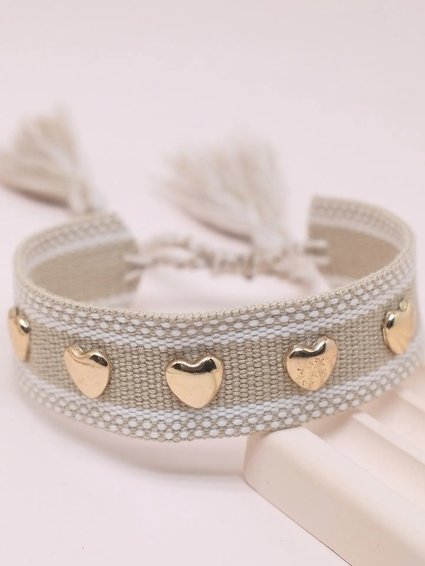 Pulsera Tejida Corazones  2