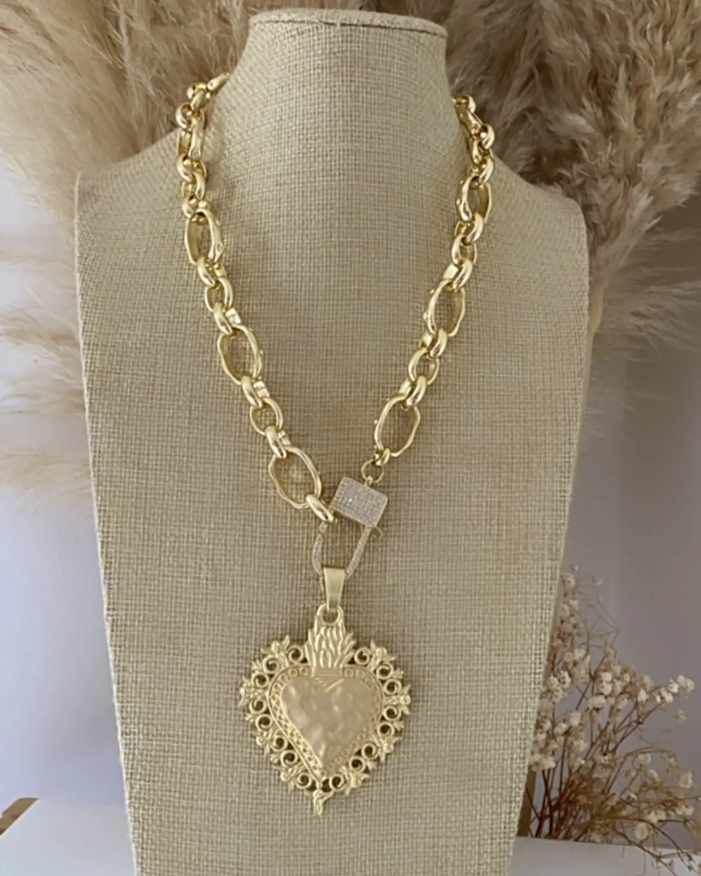 Collar Medallón Maxi Corazón Barroco 5