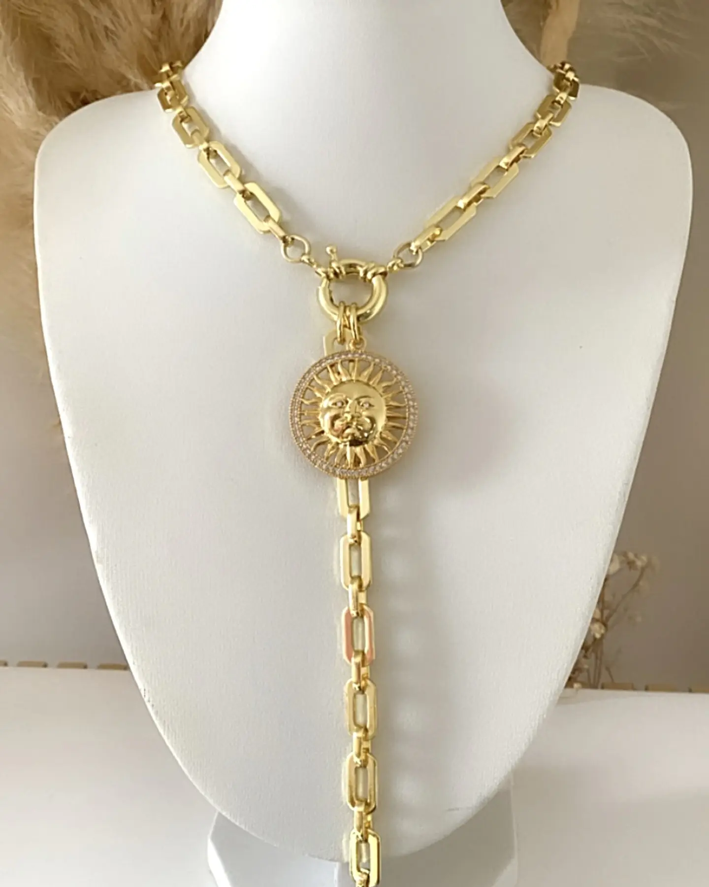 Collar Medalla Sol eslabones aplanados Gold  3