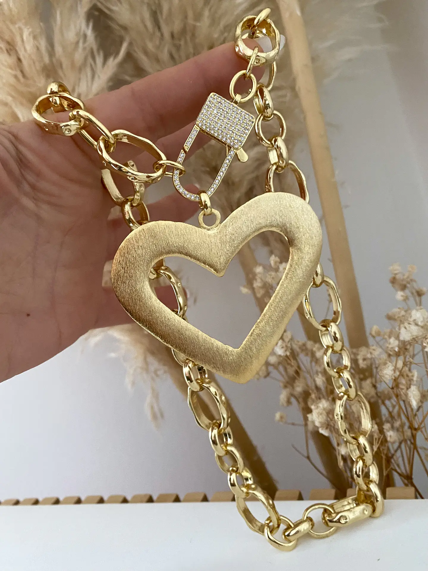 Collar Maxi Corazón Silueta cadenón Gold 1