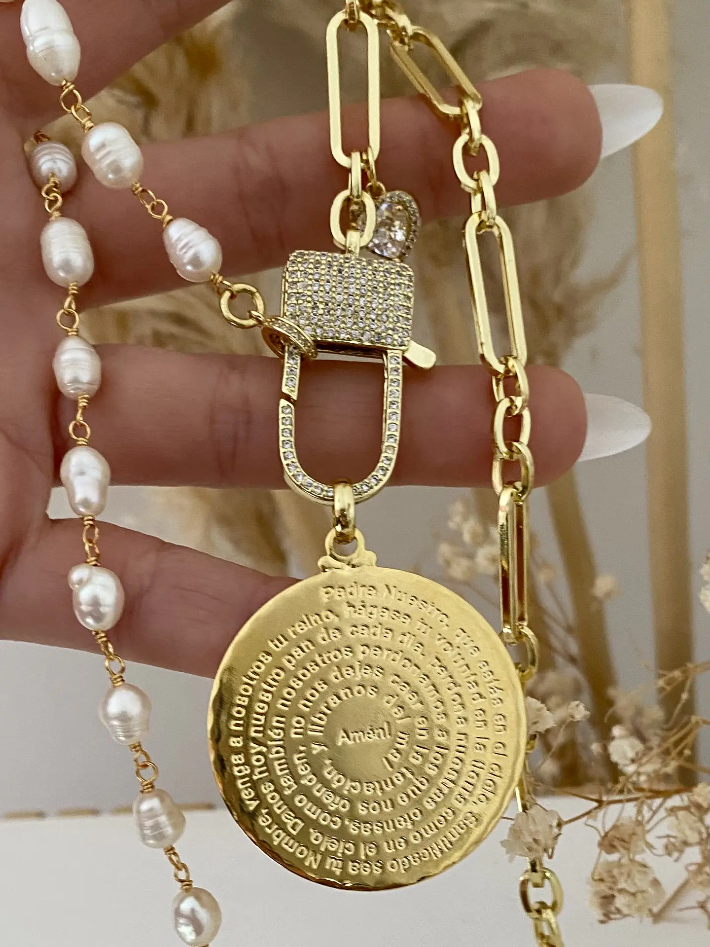 Collar XL Medallón Padre Nuestro Perlas gold 2