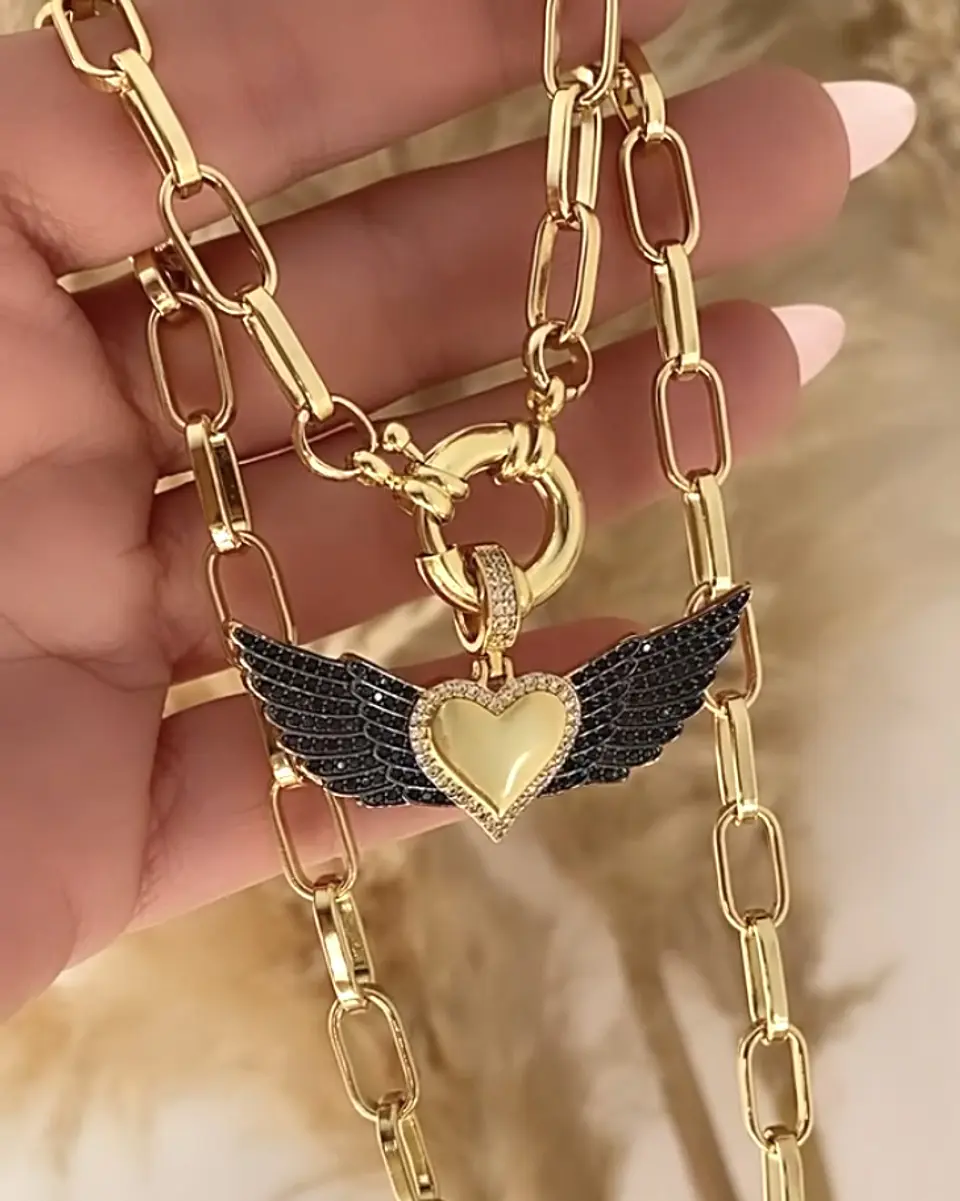 Collar Corazón Alado Black Gold 1