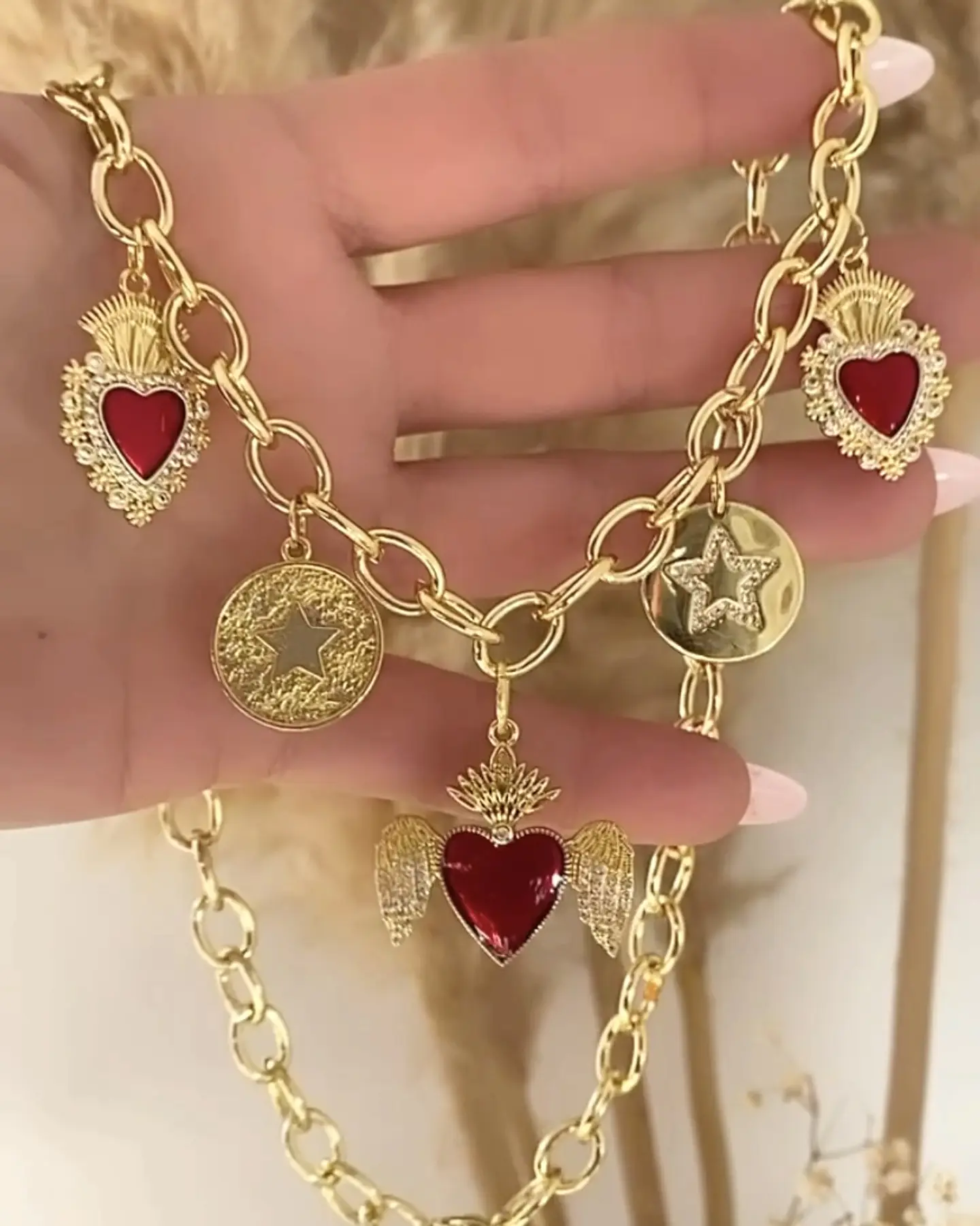 Collar Mix Corazones Sagrados y Estrellas 2