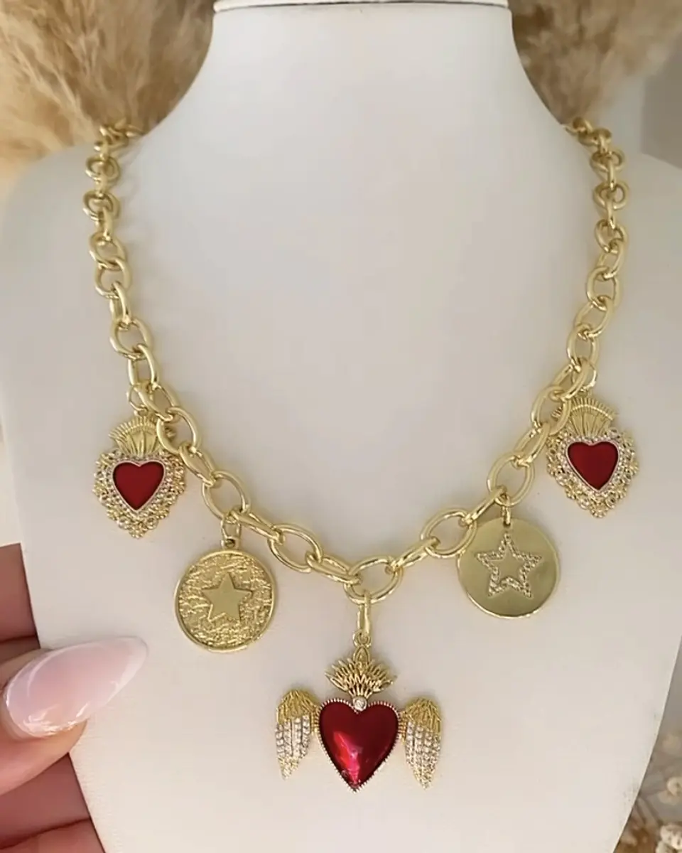 Collar Mix Corazones Sagrados y Estrellas 1