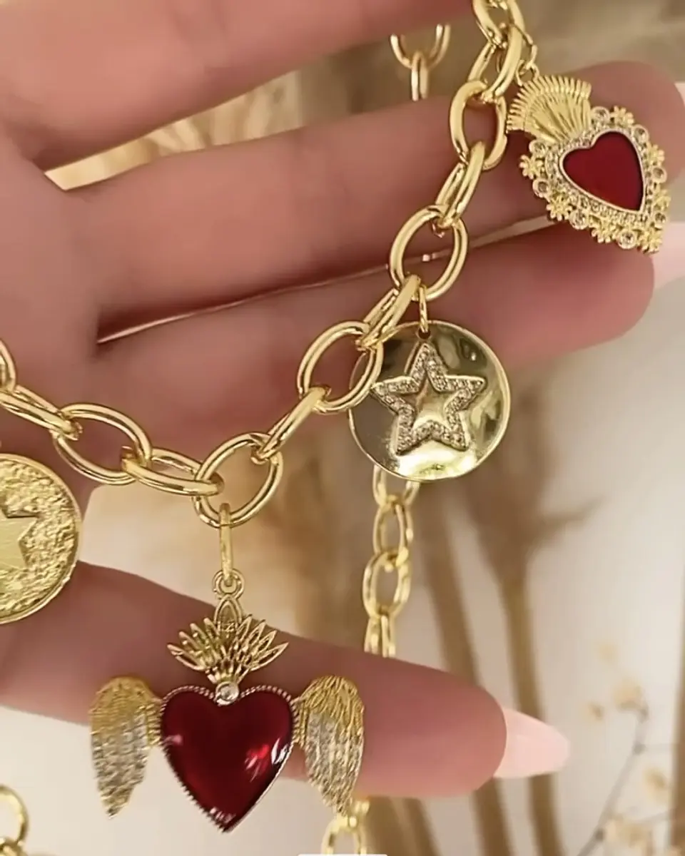 Collar Mix Corazones Sagrados y Estrellas 3