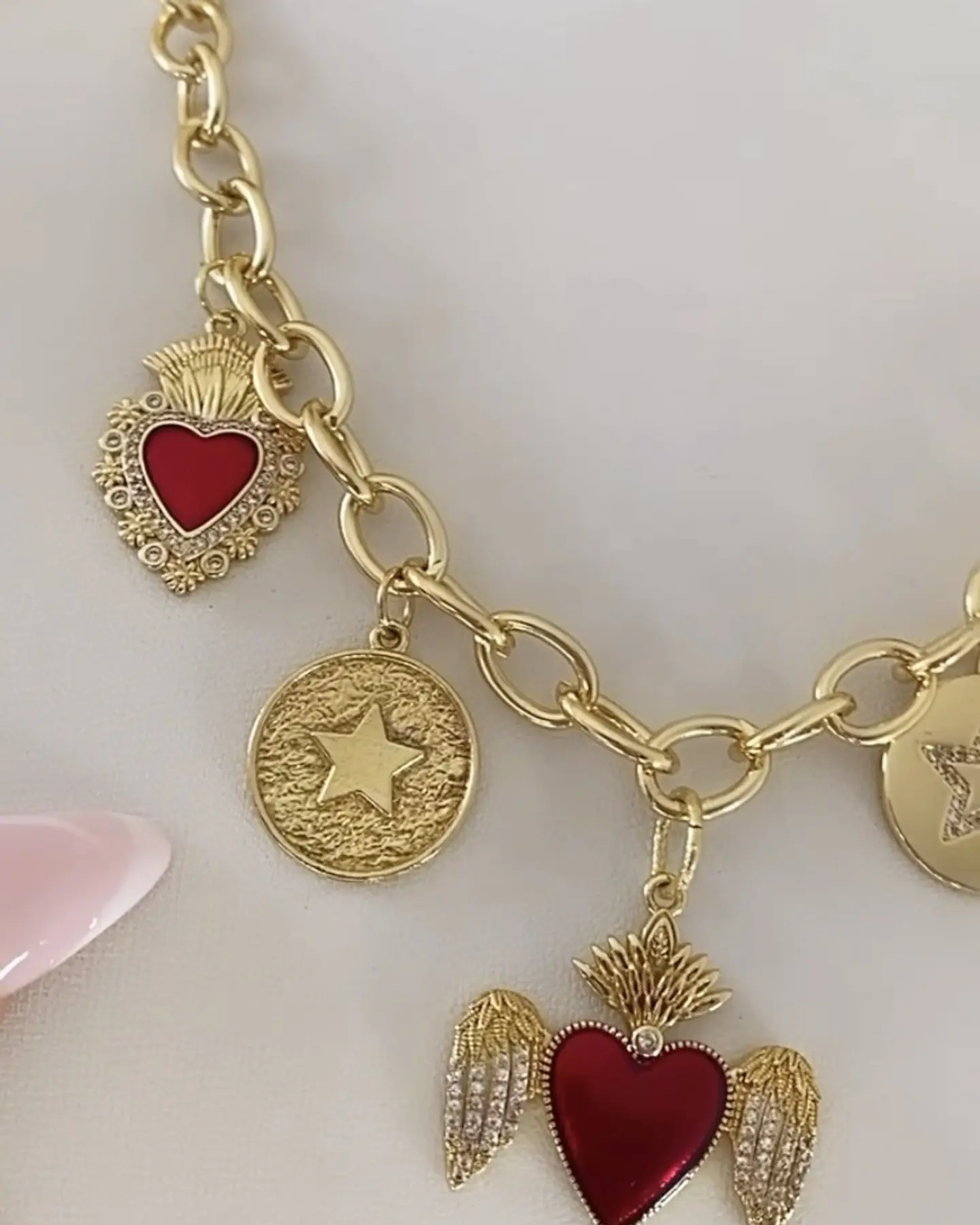 Collar Mix Corazones Sagrados y Estrellas 6