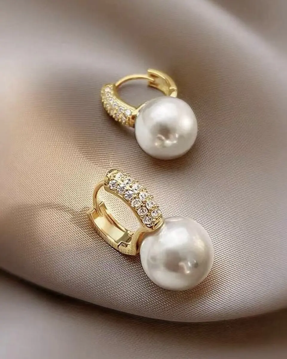 Aros Perla Etienne  2