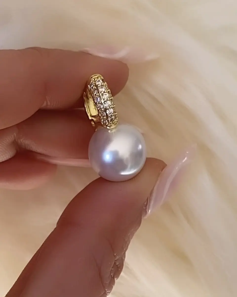 Aros Perla Etienne  3