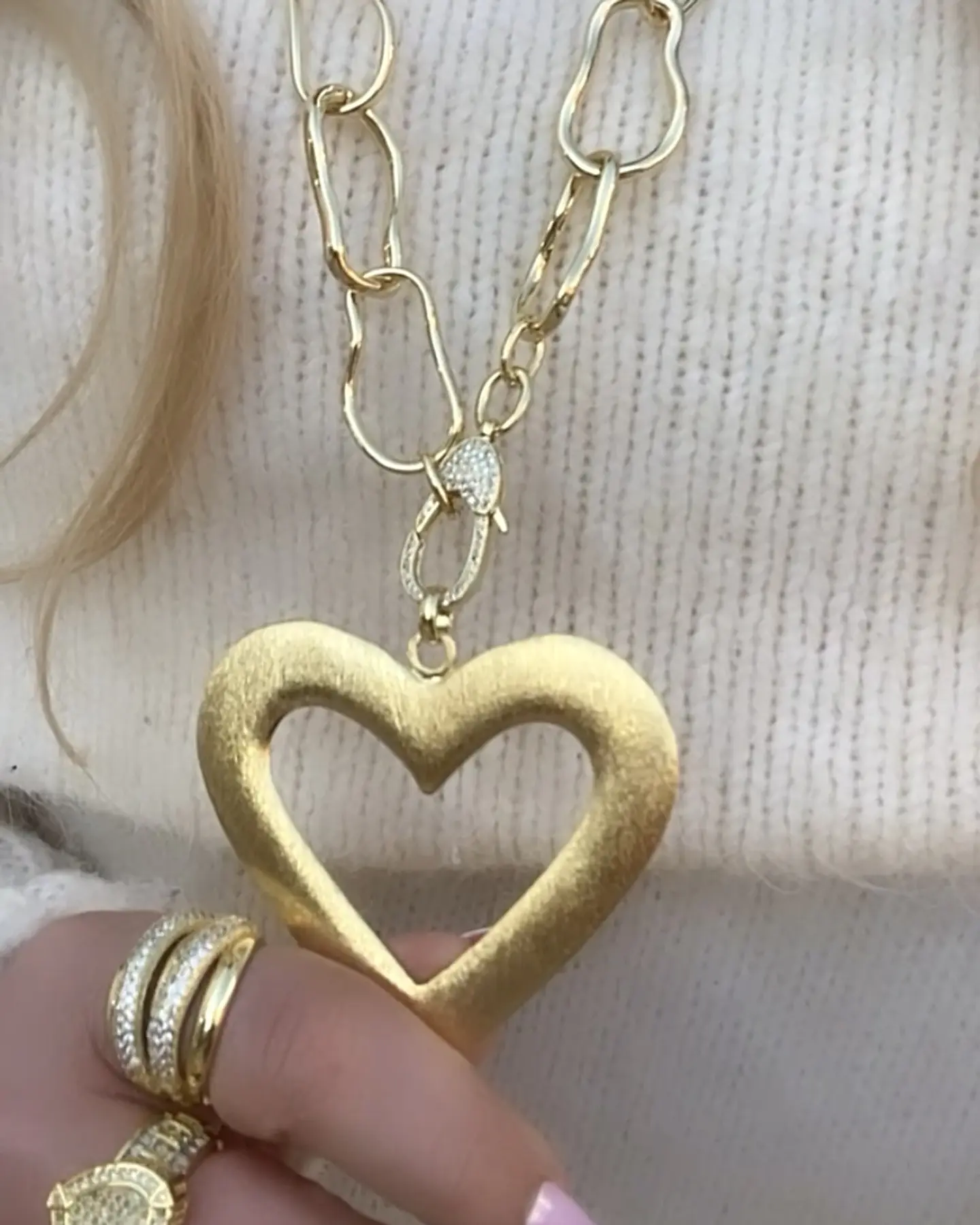Collar XL maxi eslabones Irregulares Maxi Corazón Enchapado 4