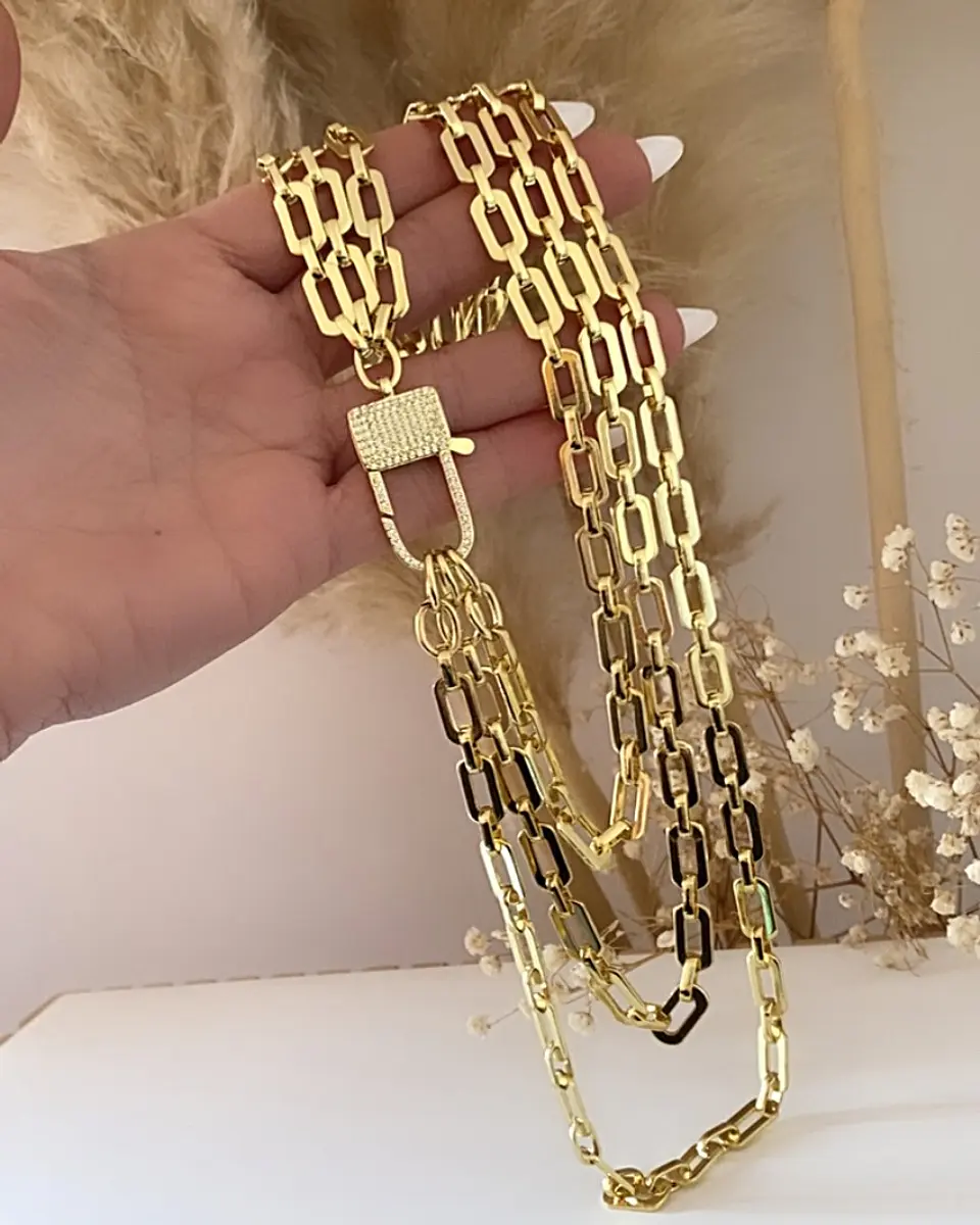 Collar Triple Cascada Maxi  Broche Luxury Candado Gold 6